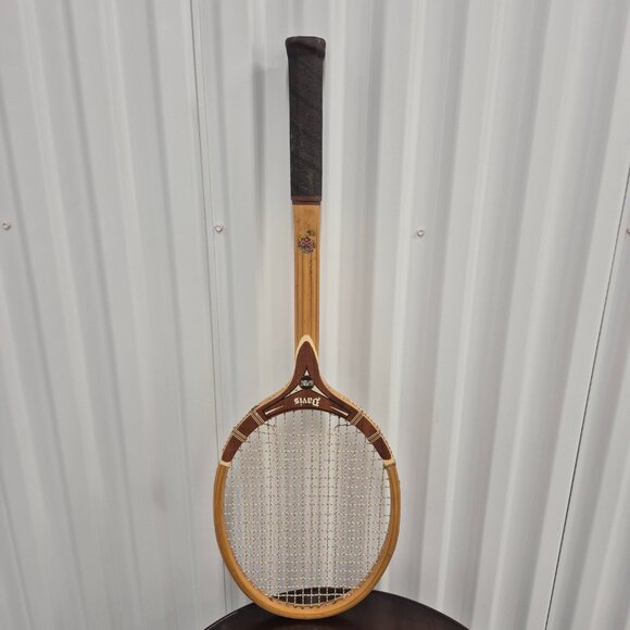 Vintage Davis Hi-Point Wood Tennis Racquet USA Made - Picture 2 of 12